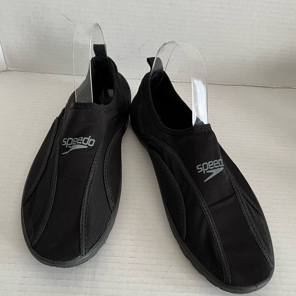 SPEEDO SURFWALKER WATER SHOES - Picture 2 of 8